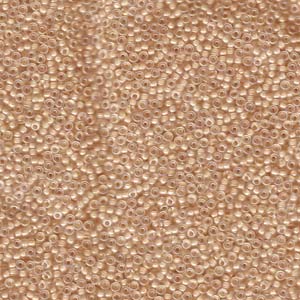 Miyuki Seed Bead - 15-92195 Lined ivory AB