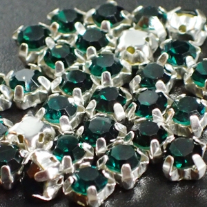 4mm-Chaton Montees - Emerald