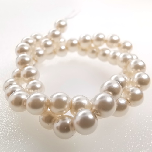 Preciosa Nacre Crystal Round pearls 6mm - White